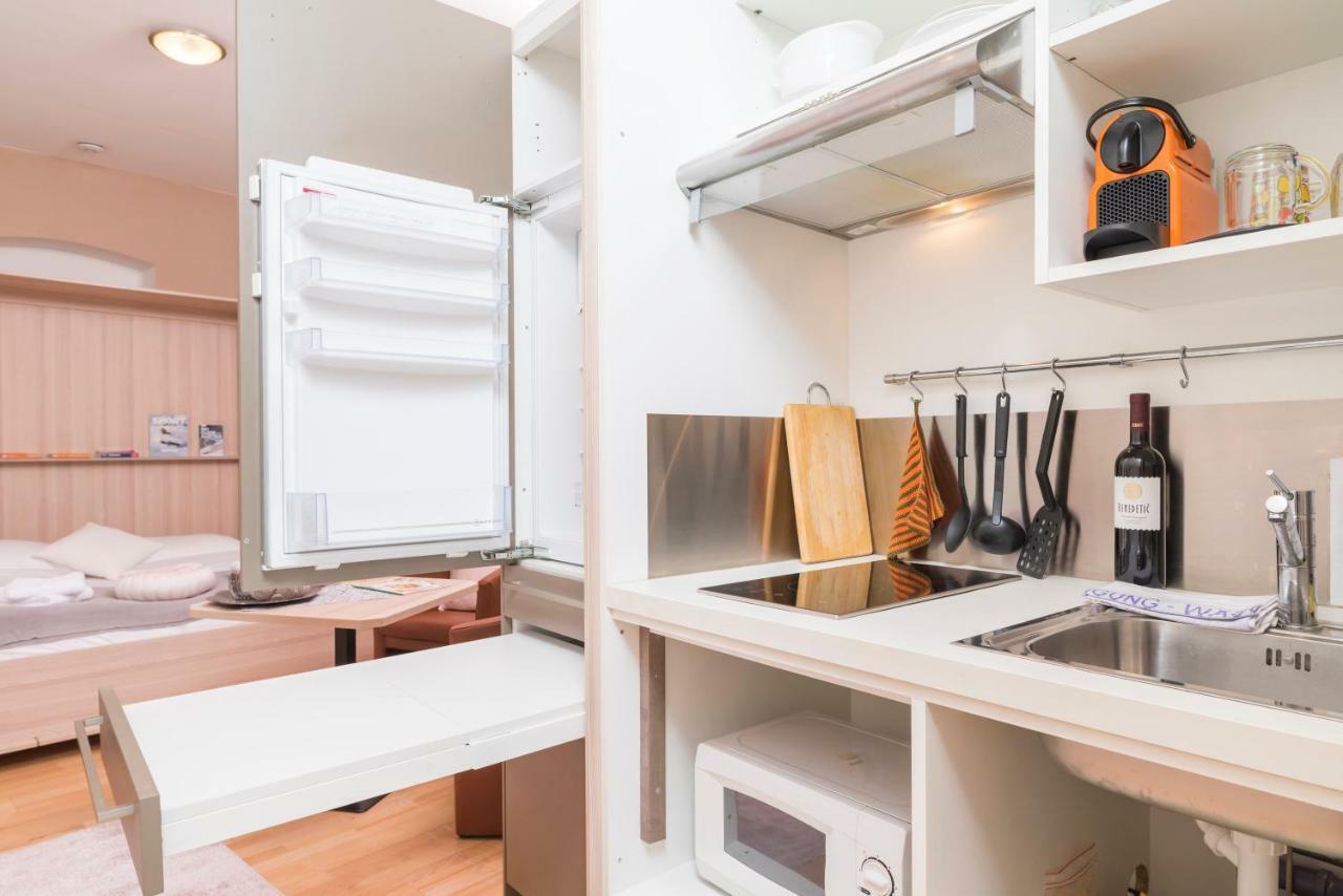 Apartament Tiny Hideaway Wiedeń